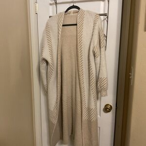 XL Fuzzy Cream Cardigan - Women’s Med